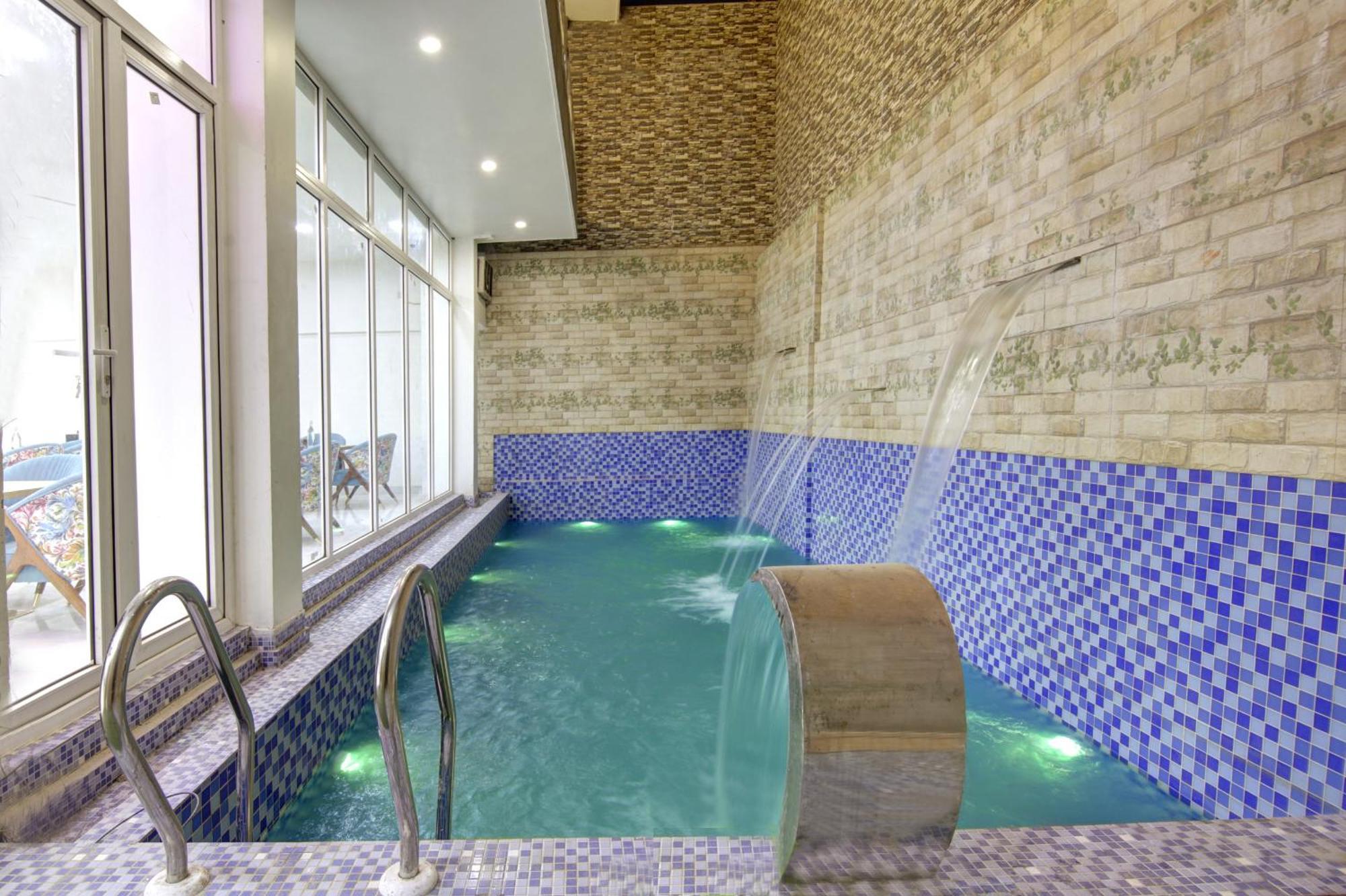 Aparthotel Anandam Club House Gurgaon Esterno foto