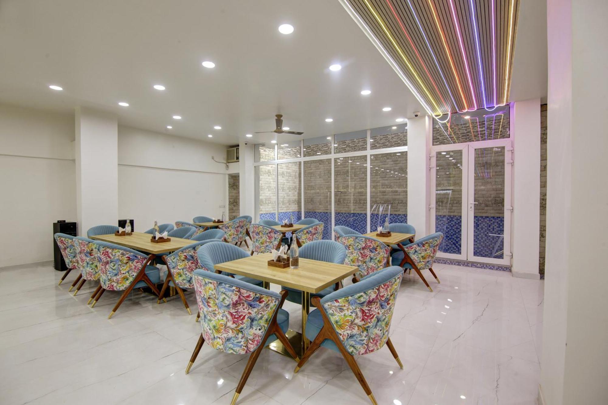 Aparthotel Anandam Club House Gurgaon Esterno foto