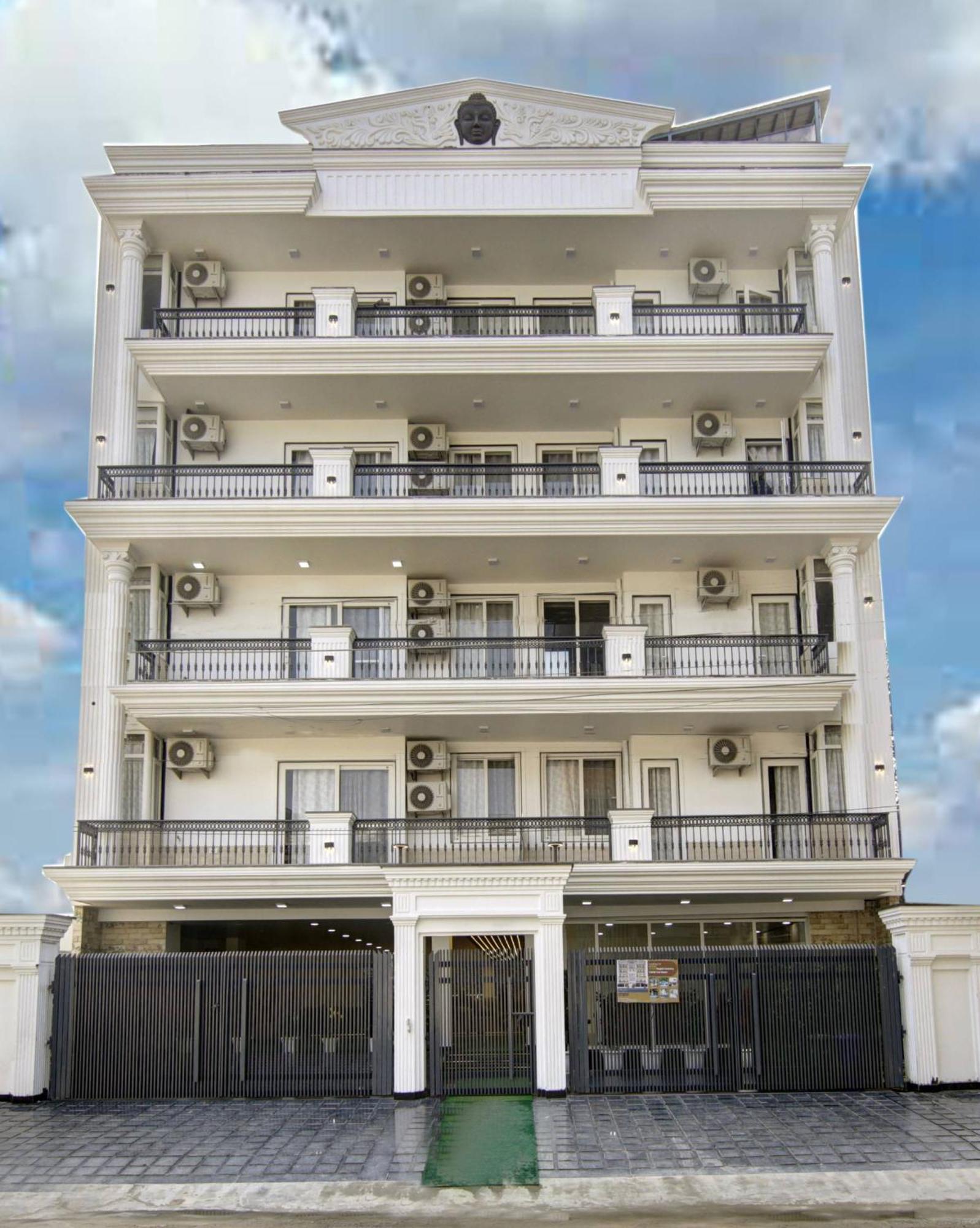 Aparthotel Anandam Club House Gurgaon Esterno foto